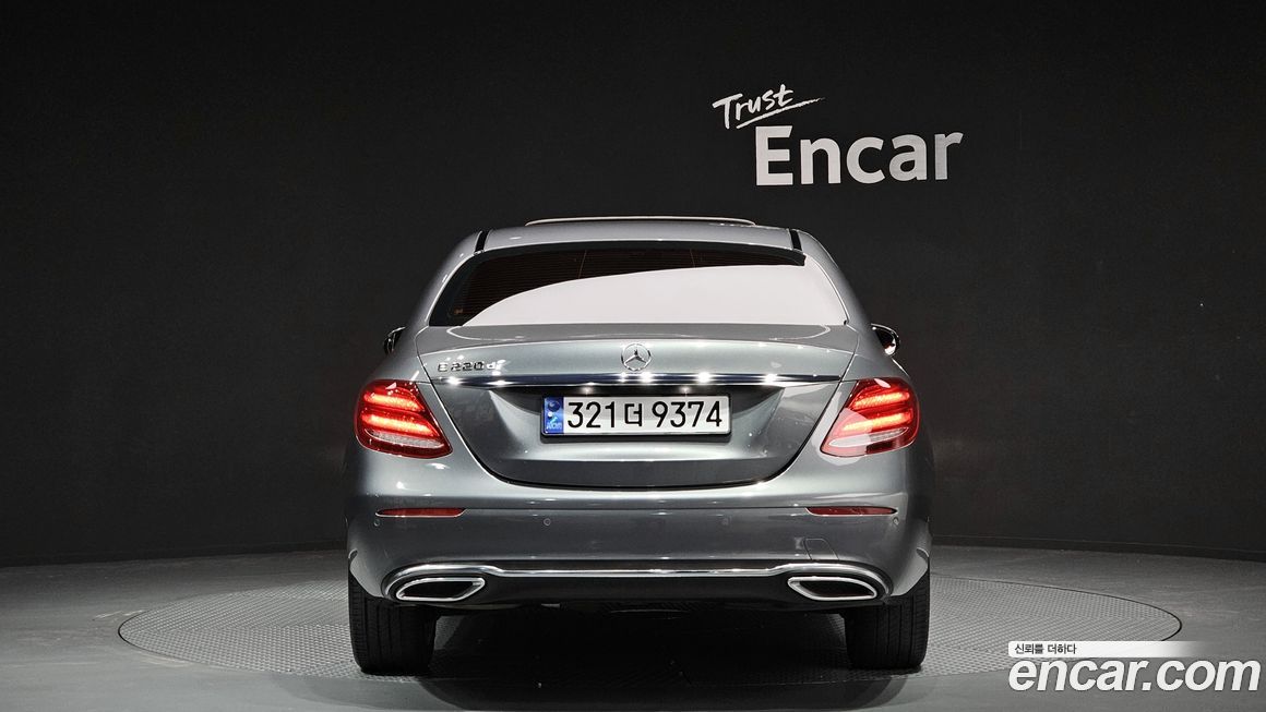 Mercedes-Benz E-Class 2017