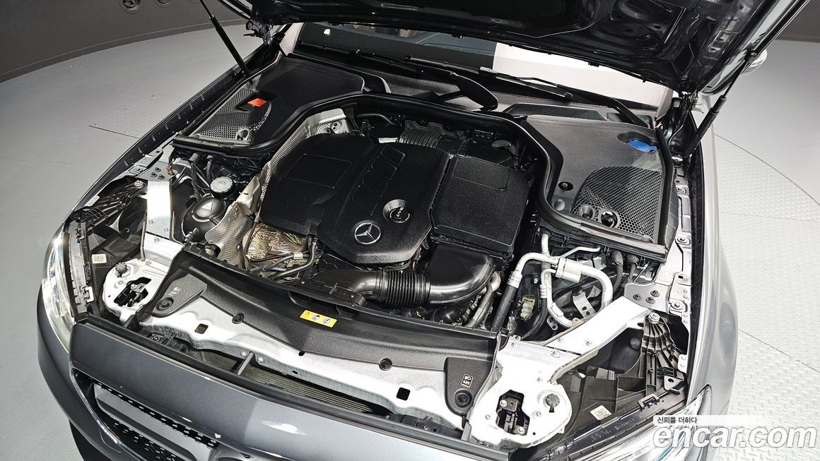 Mercedes-Benz E-Class 2017