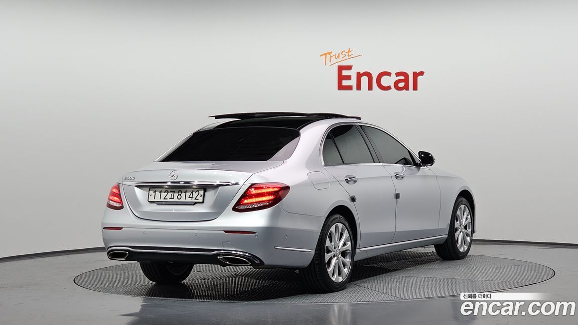 Mercedes-Benz E-Class 2017