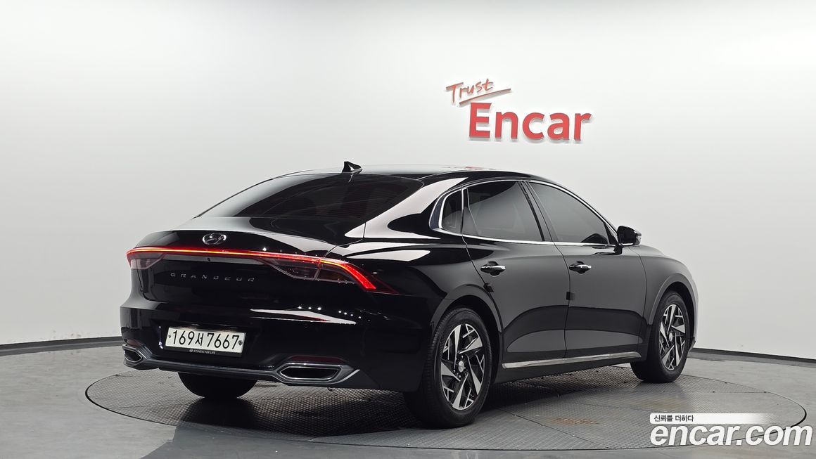 Hyundai Grandeur 2020