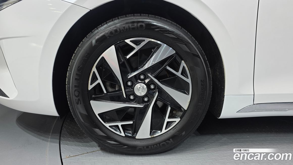 Hyundai Grandeur 2021