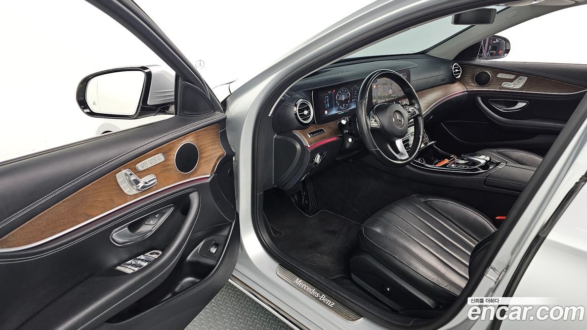 Mercedes-Benz E-Class 2017