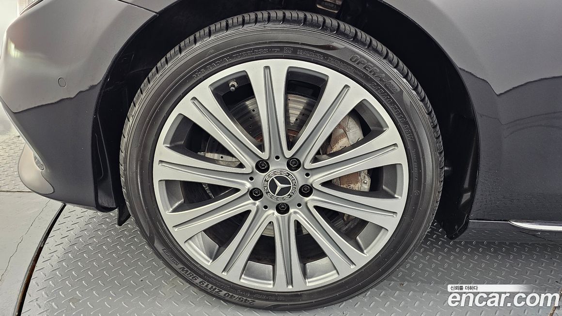 Mercedes-Benz E-Class 2018