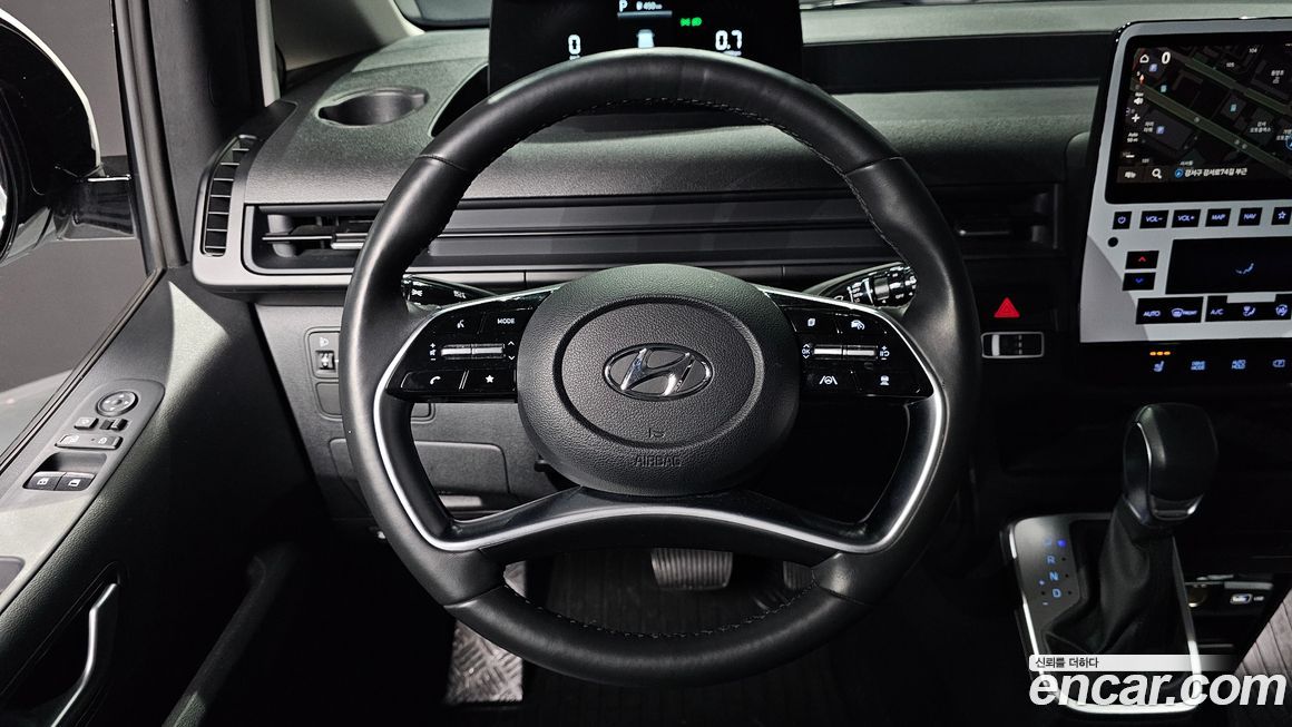 Hyundai Staria 2023