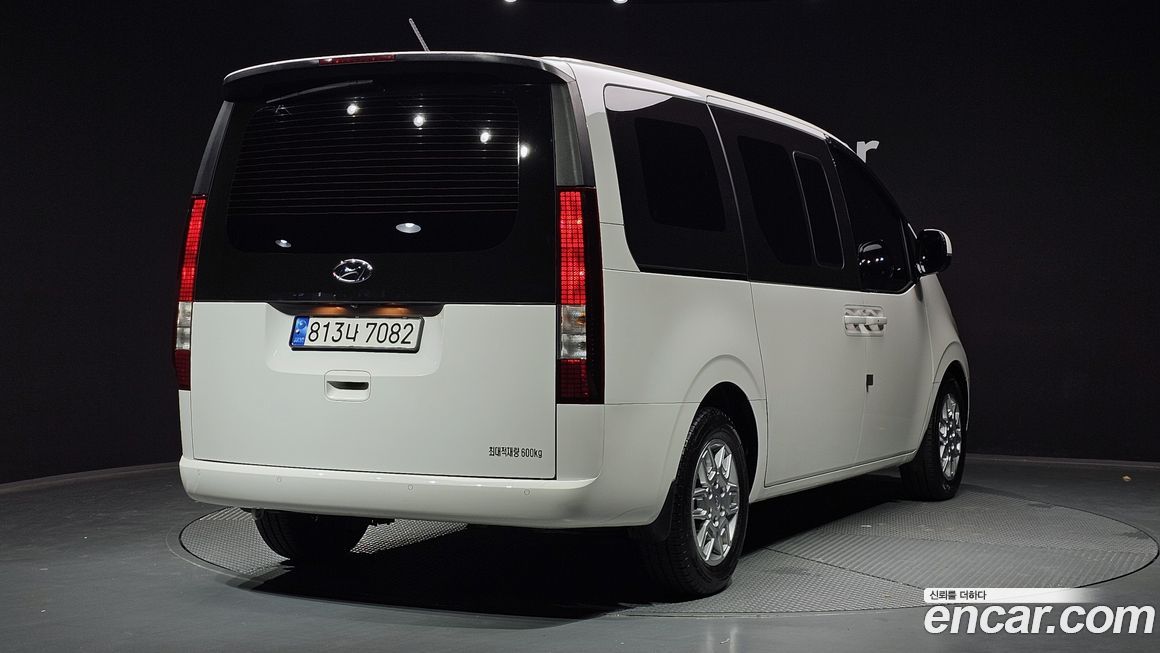 Hyundai Staria 2023