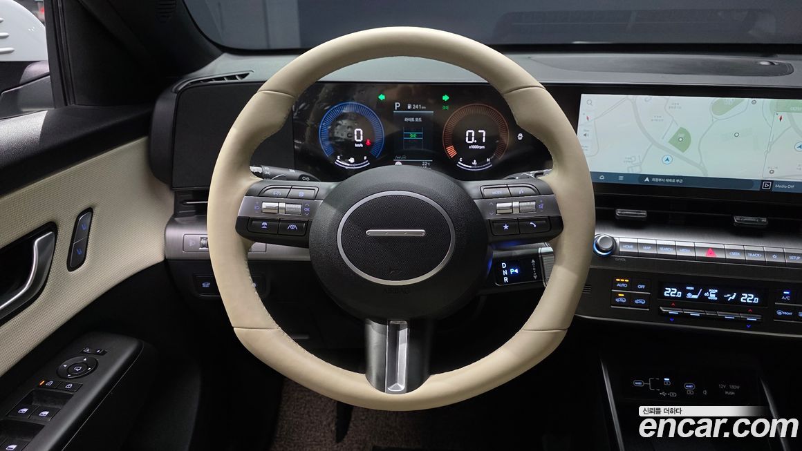 Hyundai Kona 2025