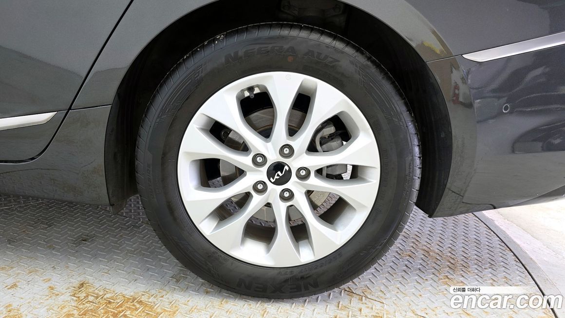 Kia K8 2023