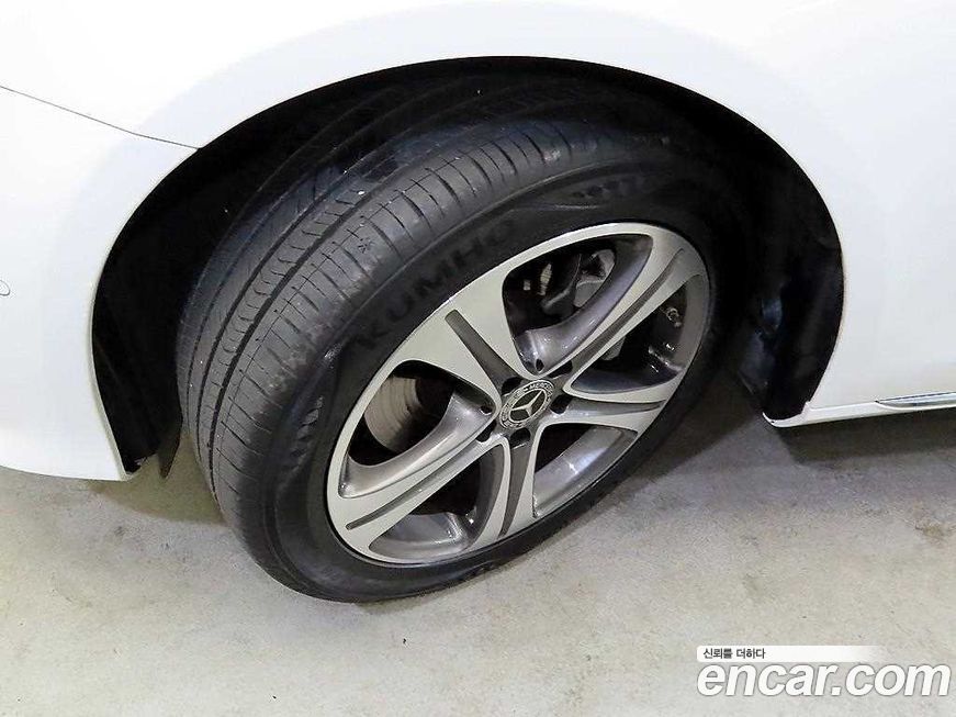 Mercedes-Benz E-Class 2019