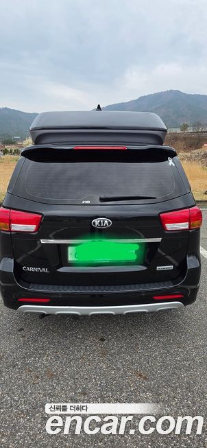 Kia Canival 2018