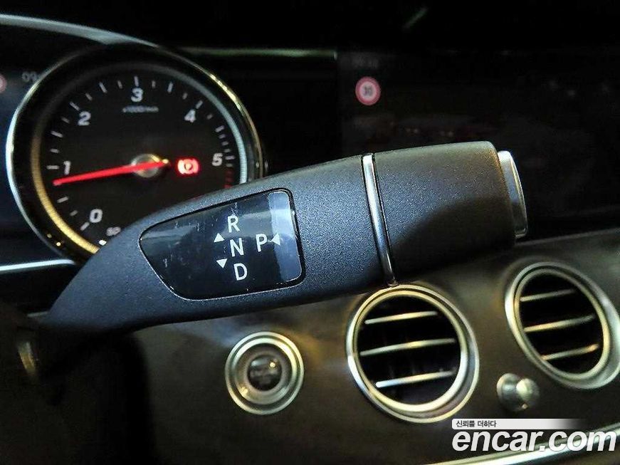 Mercedes-Benz E-Class 2019