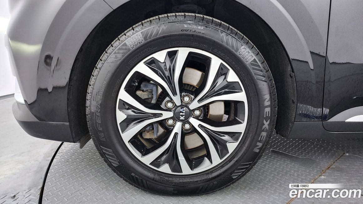 Kia Canival 2021