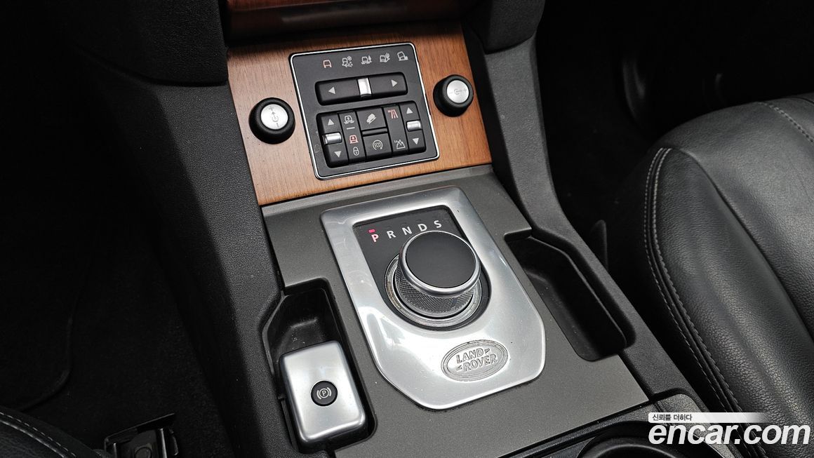 Land Rover Discovery 2015