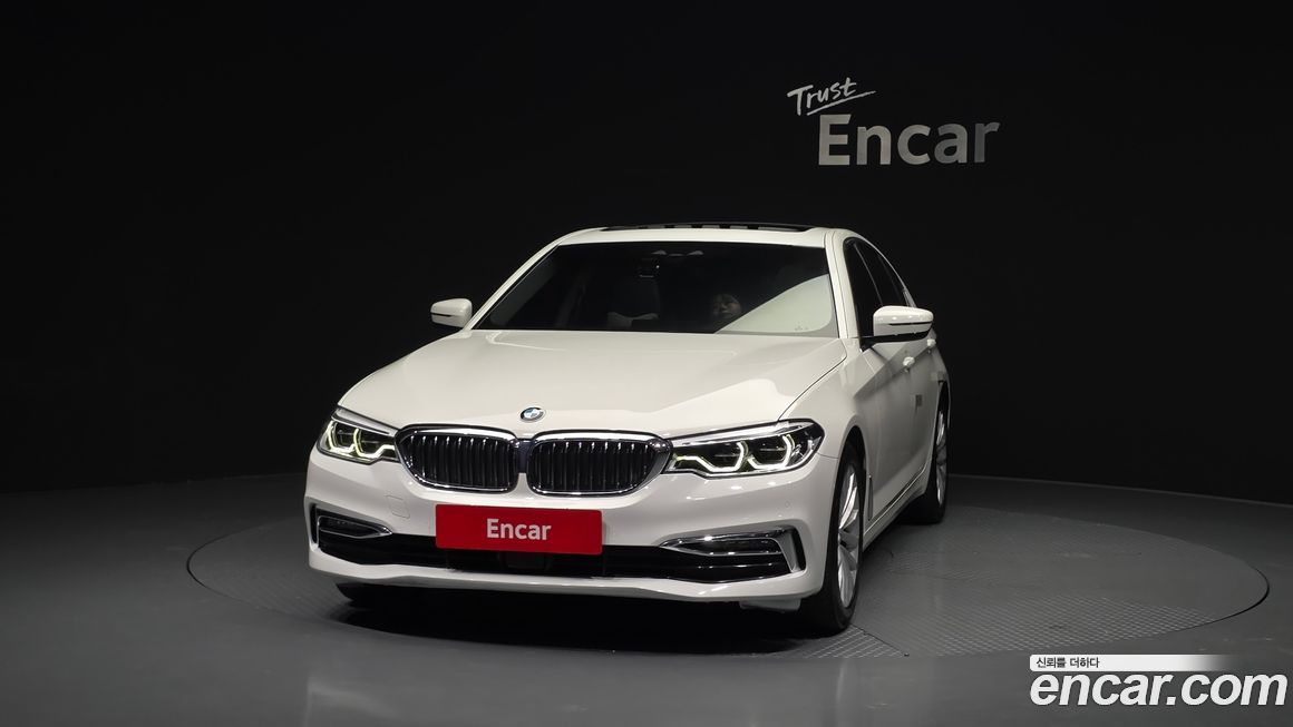 BMW 5-Series 2019