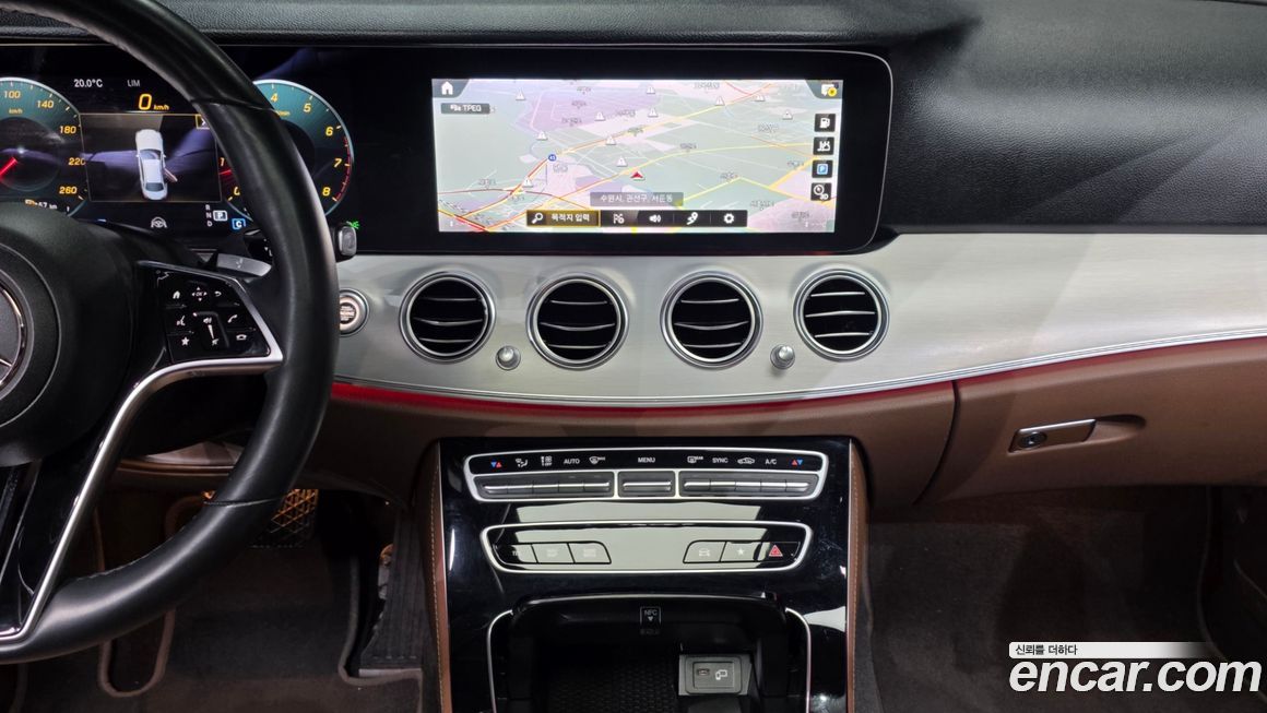 Mercedes-Benz E-Class 2021