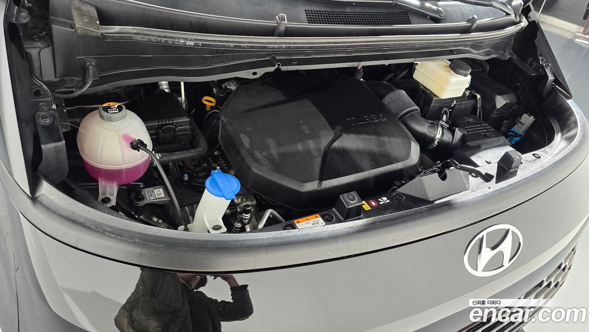 Hyundai Staria 2023