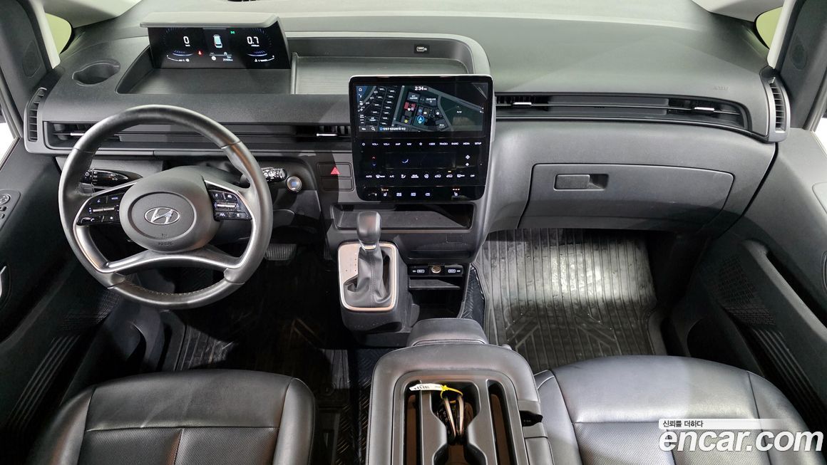 Hyundai Staria 2022