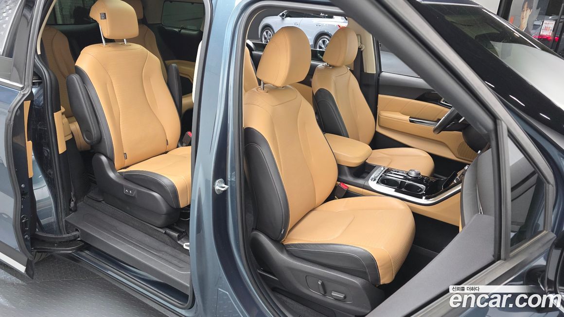 Kia Canival 2021