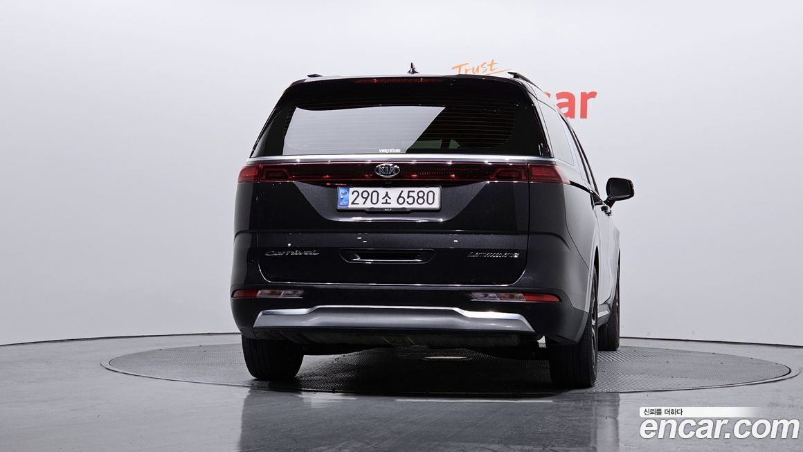 Kia Canival 2021