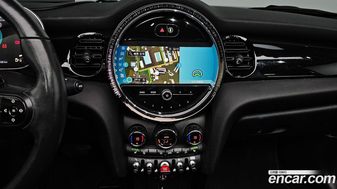 Mini Cooper Convertible 2024