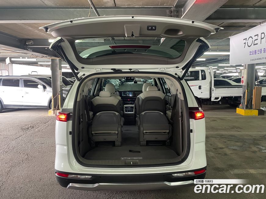 Kia Canival 2021