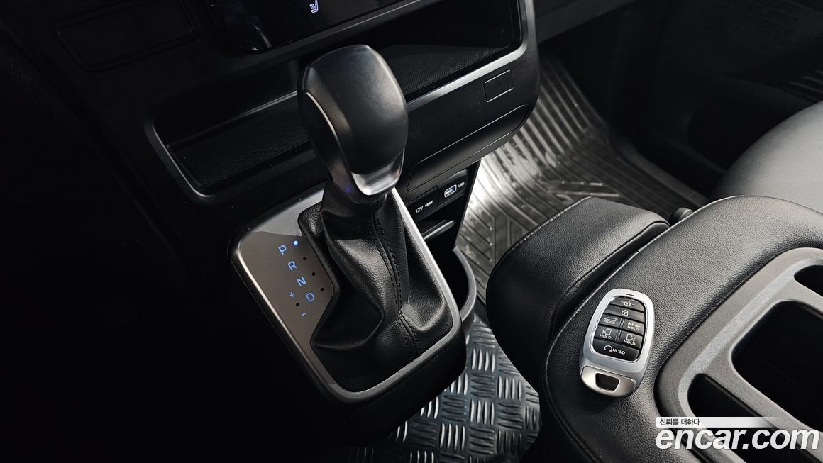Hyundai Staria 2023