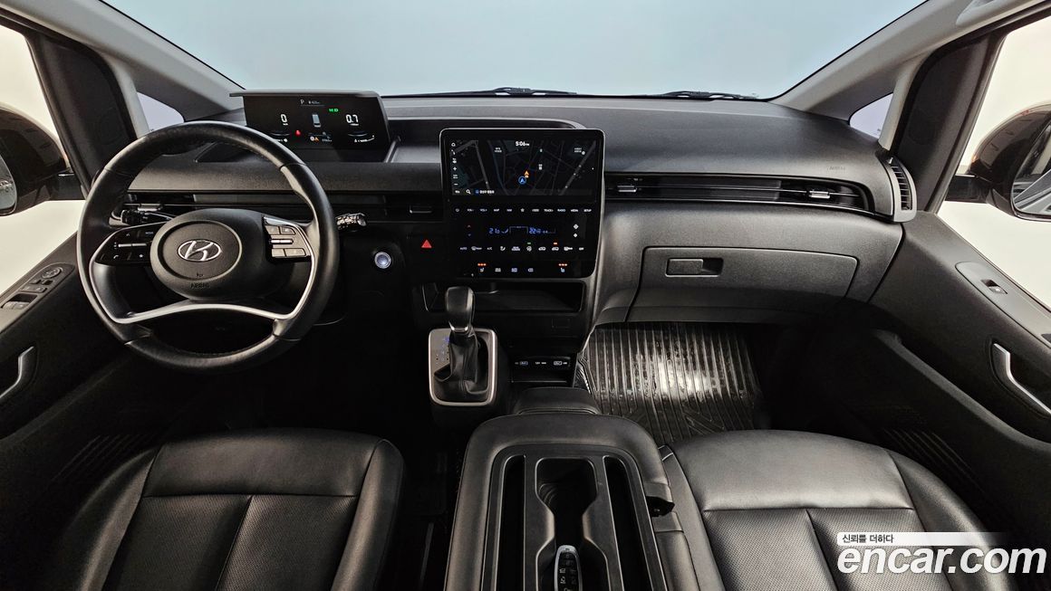 Hyundai Staria 2023
