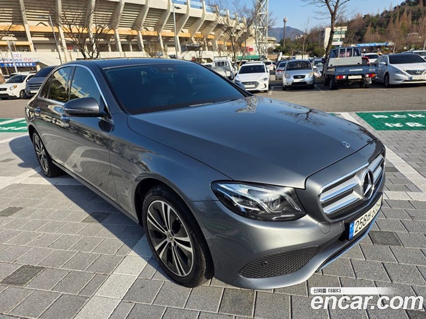 Mercedes-Benz E-Class 2020
