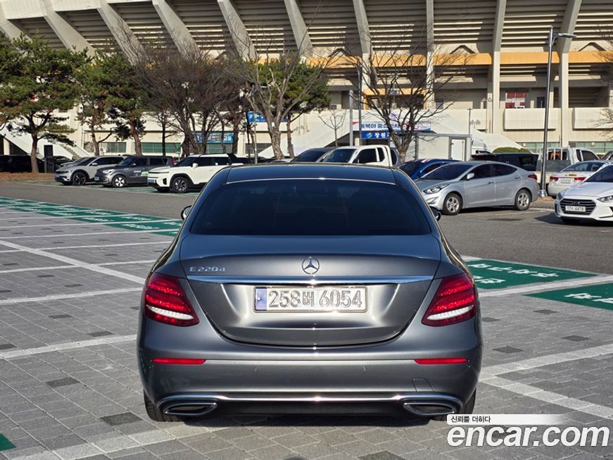 Mercedes-Benz E-Class 2020