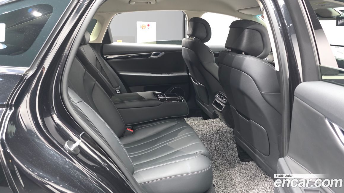 Genesis G80 2023