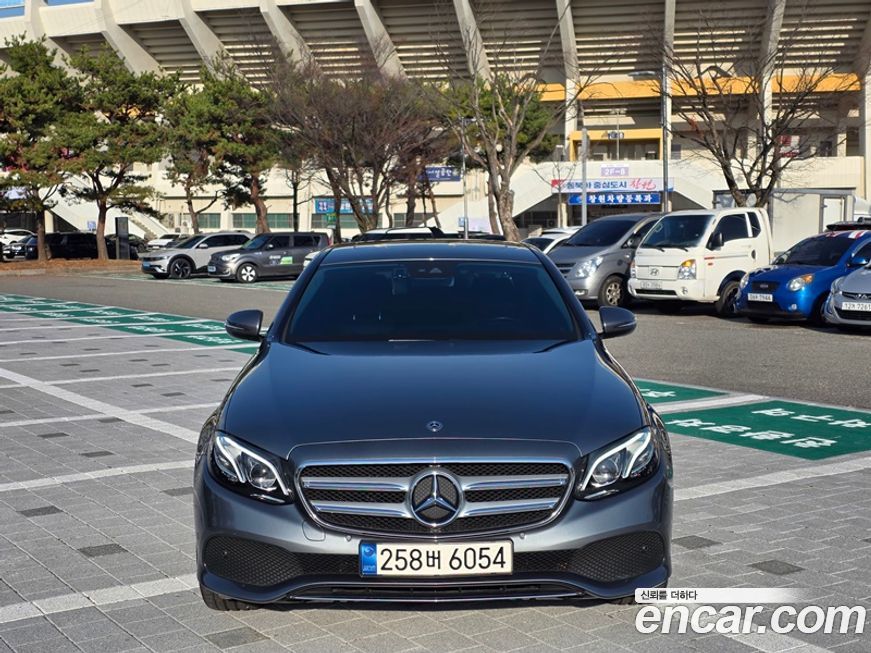 Mercedes-Benz E-Class 2020