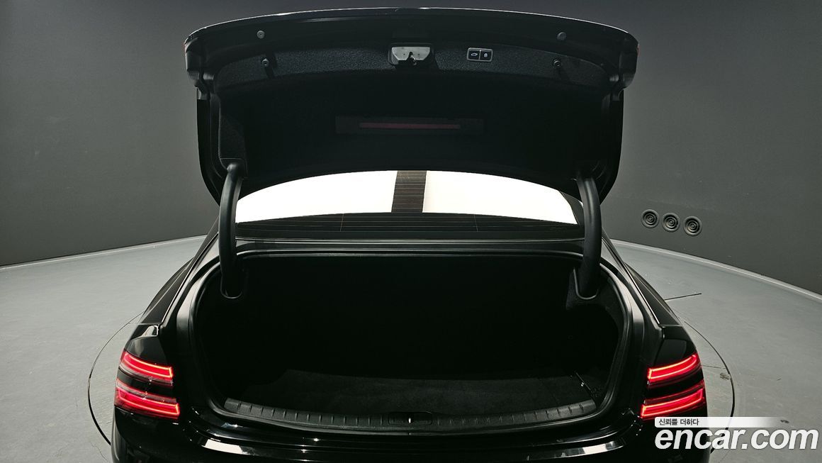 Genesis G80 2021