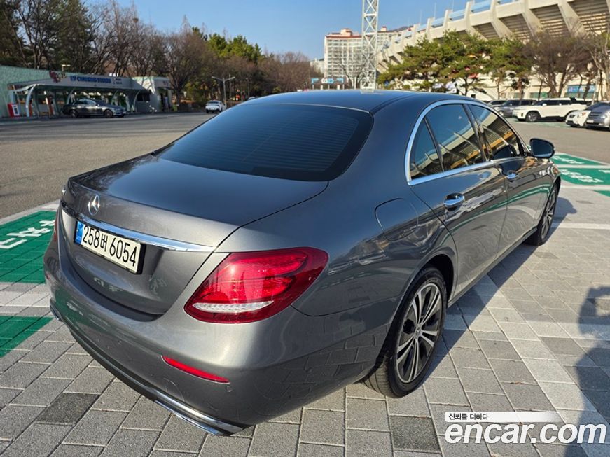 Mercedes-Benz E-Class 2020