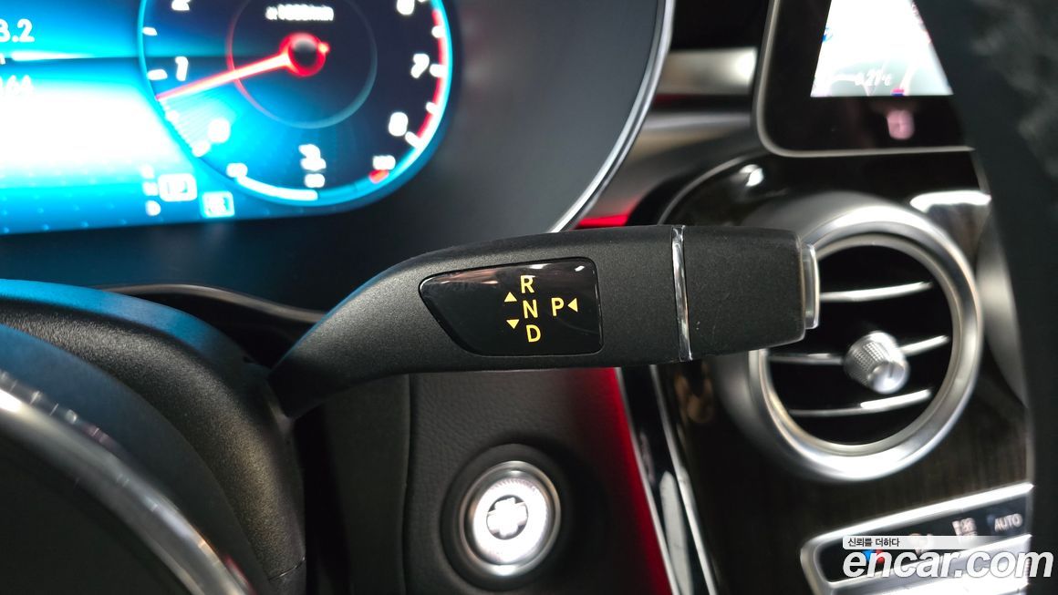 Mercedes-Benz GLC-Class 2020