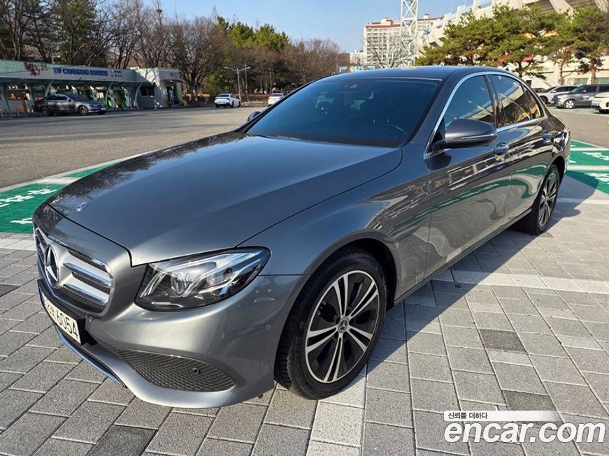 Mercedes-Benz E-Class 2020