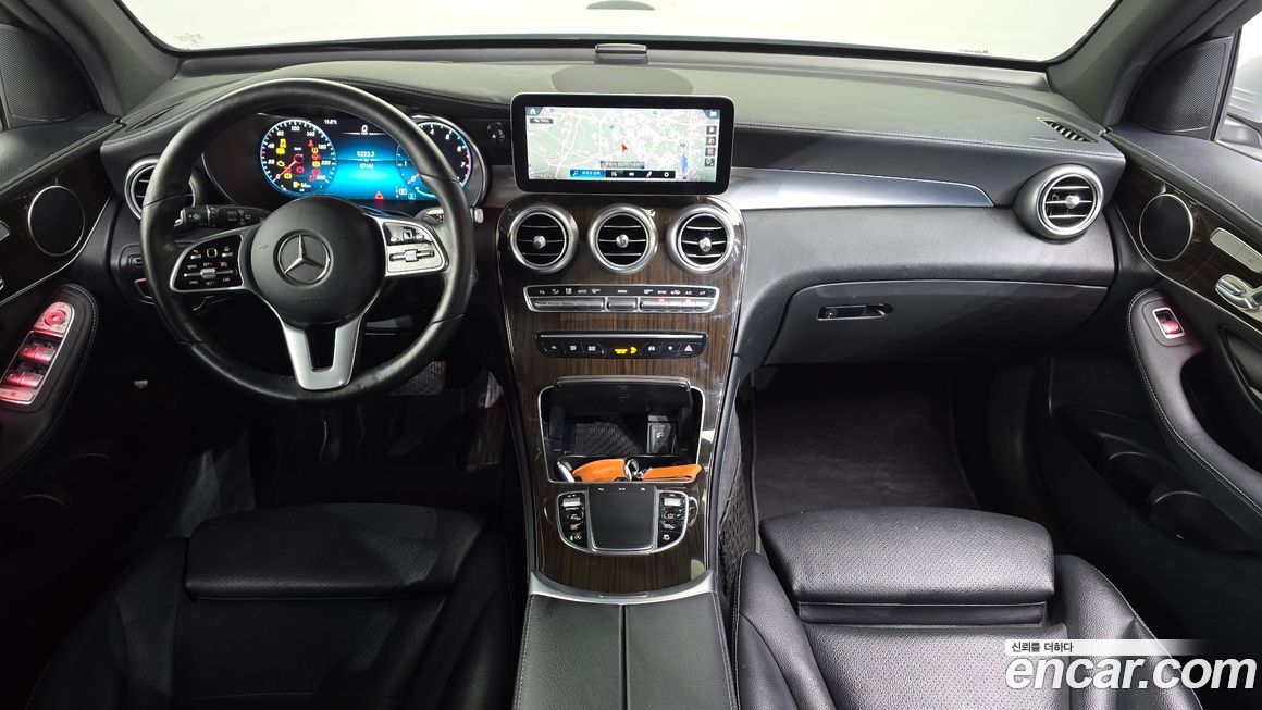 Mercedes-Benz GLC-Class 2020