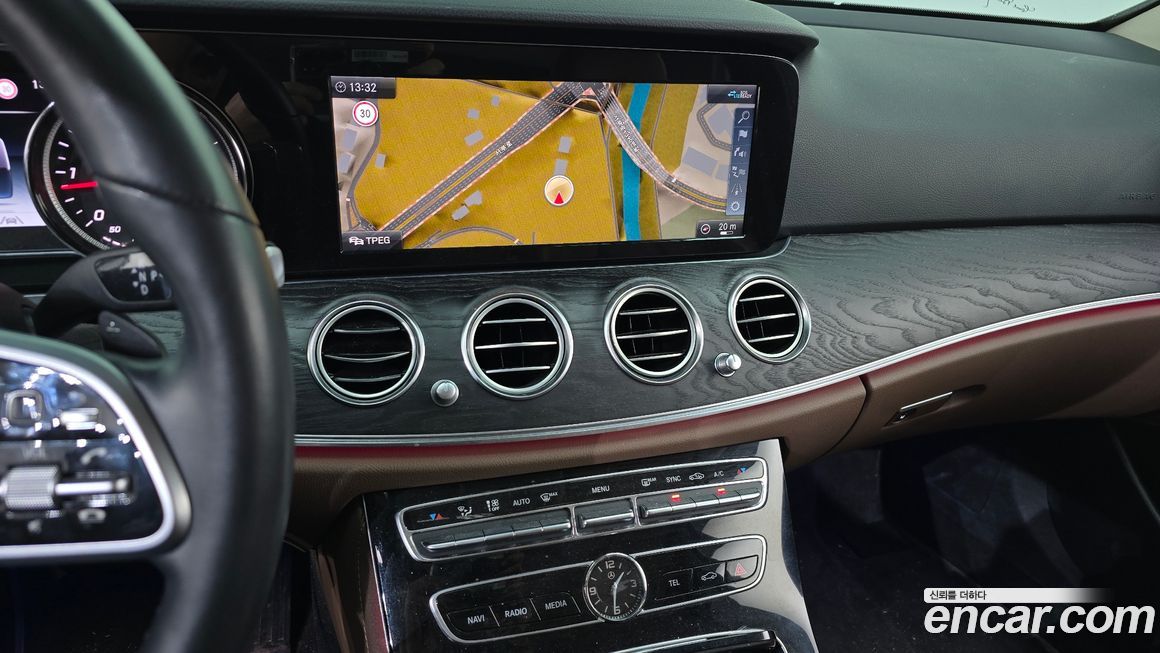 Mercedes-Benz E-Class 2020