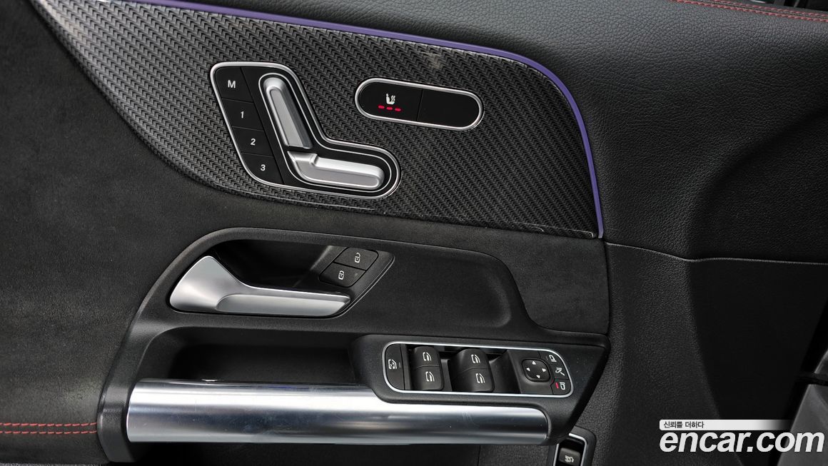 Mercedes-Benz GLA-Class 2020