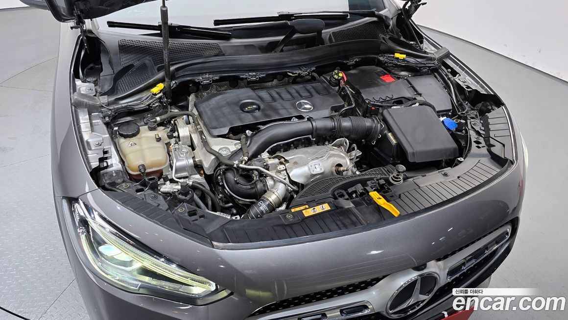 Mercedes-Benz GLA-Class 2020