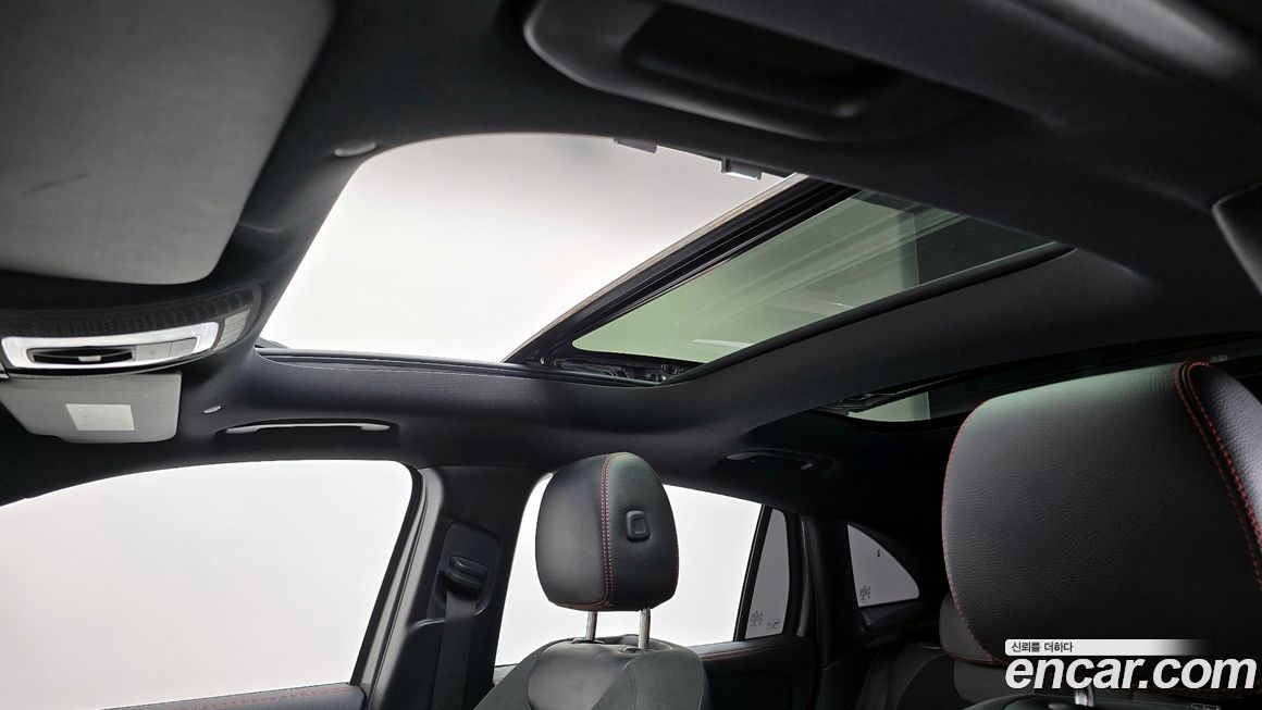 Mercedes-Benz GLA-Class 2020