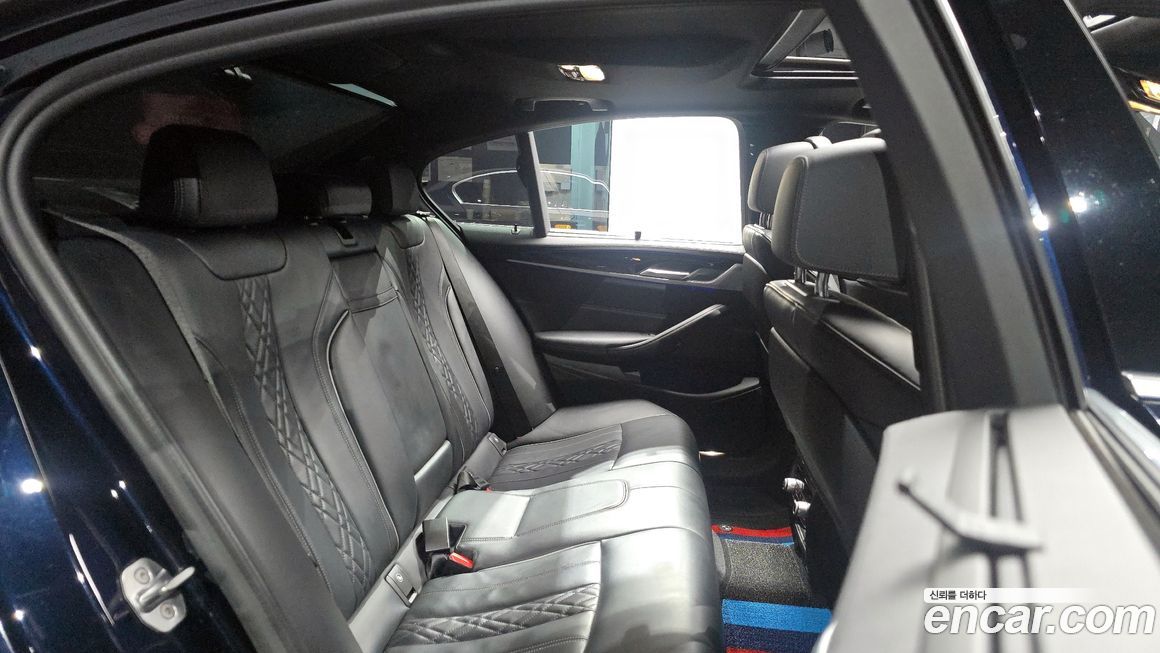 BMW 5-Series 2020