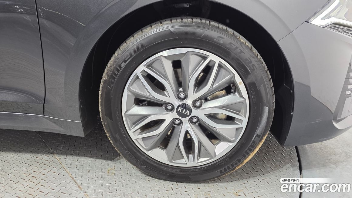 Kia K5 2021