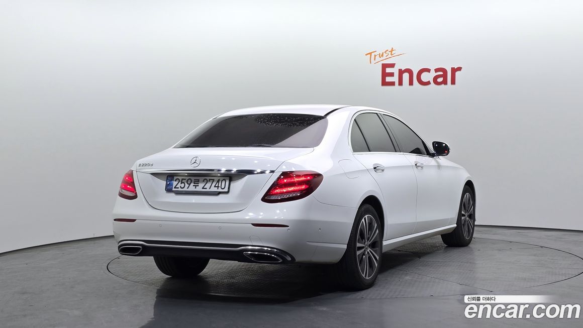 Mercedes-Benz E-Class 2020