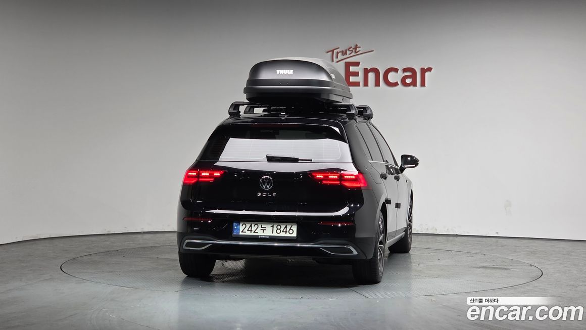 Volkswagen Golf 2024