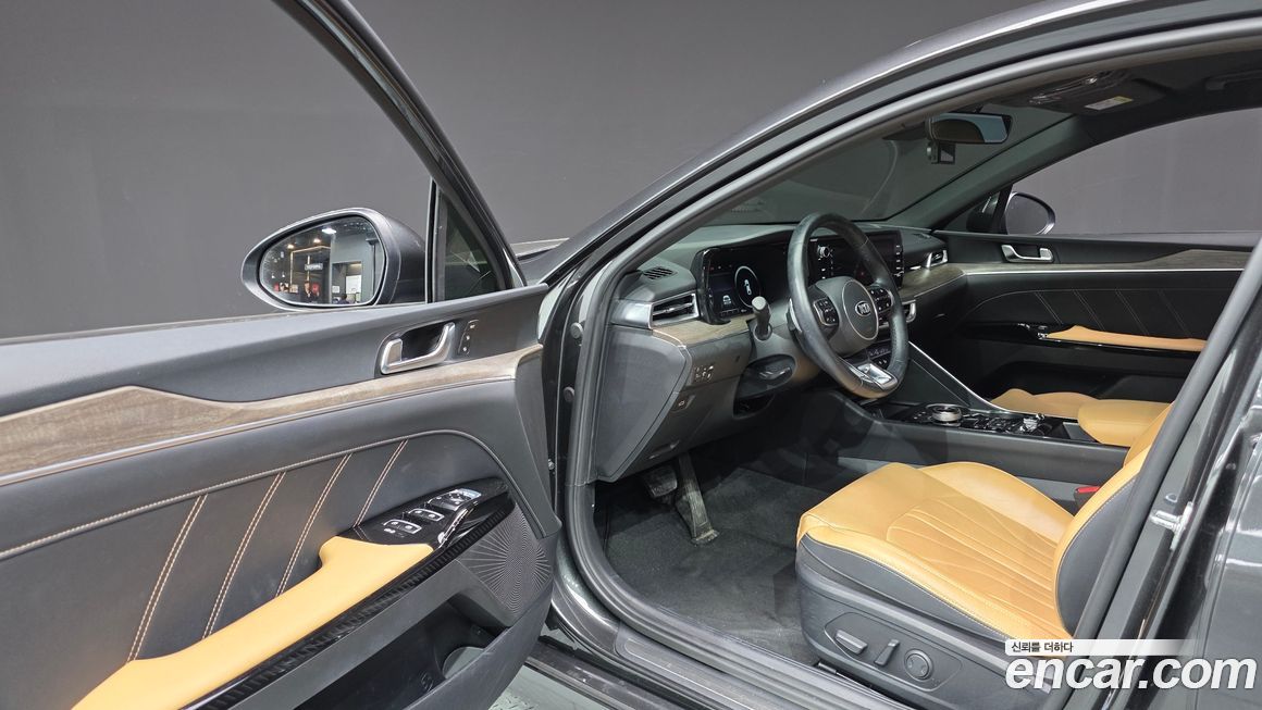 Kia K5 2021
