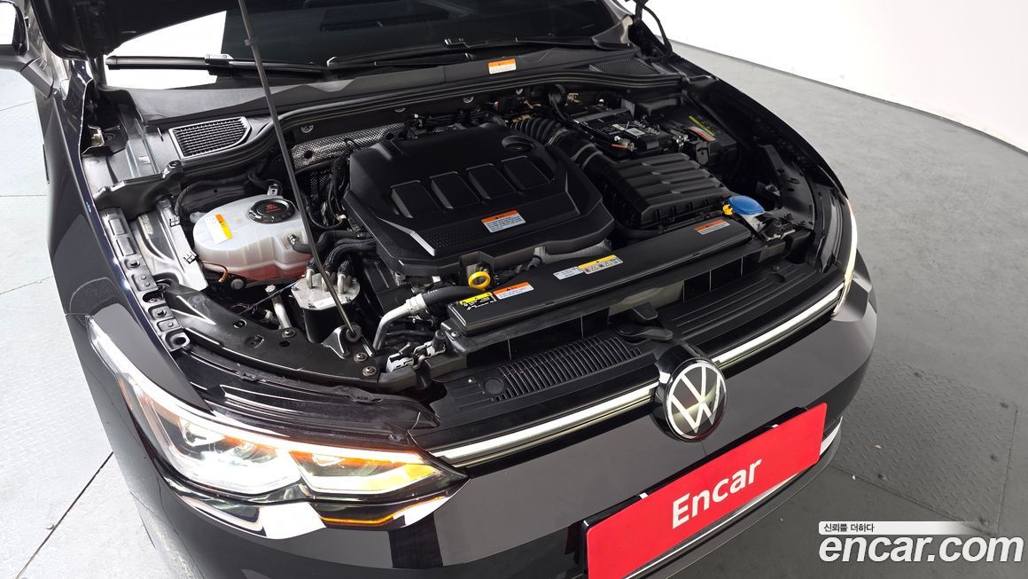 Volkswagen Golf 2024