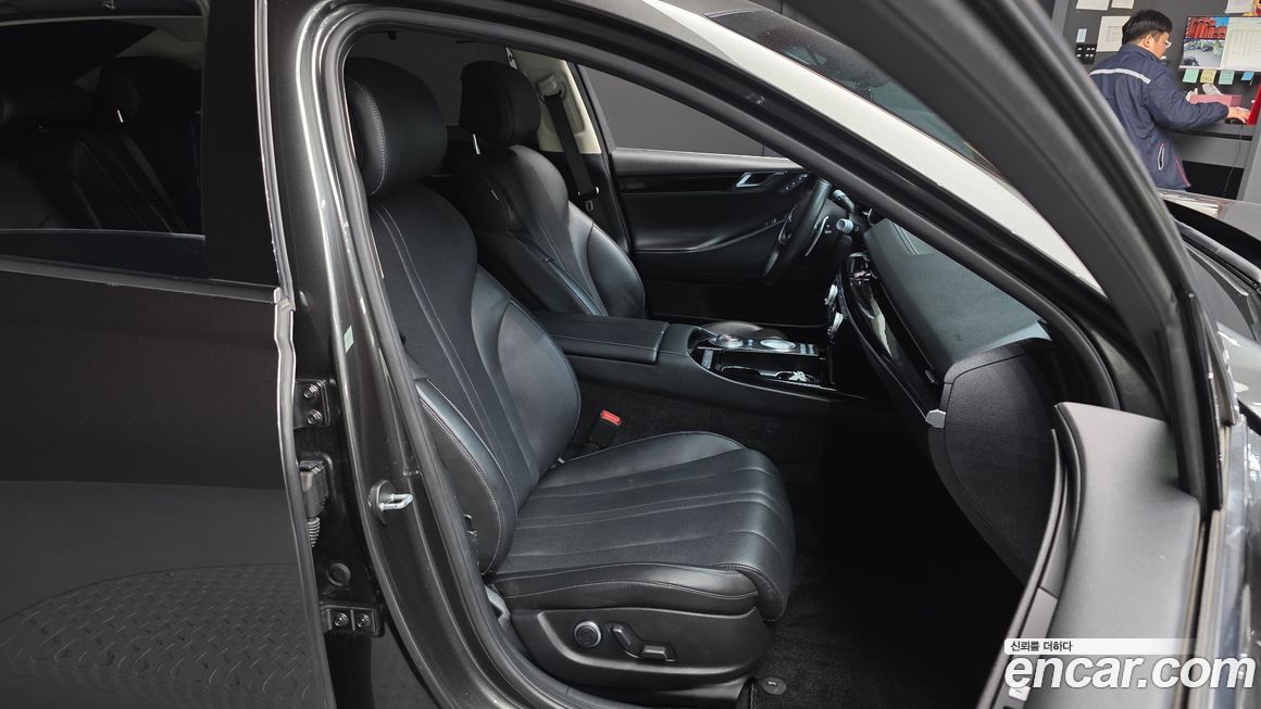 Genesis G80 2022