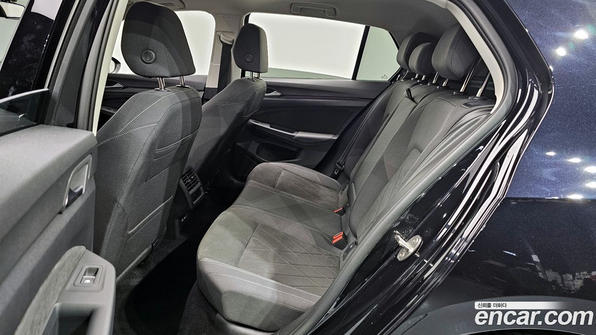 Volkswagen Golf 2023