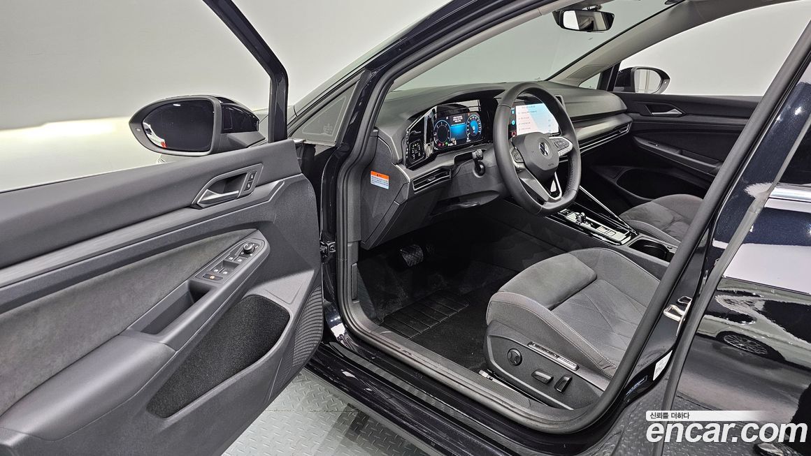 Volkswagen Golf 2023