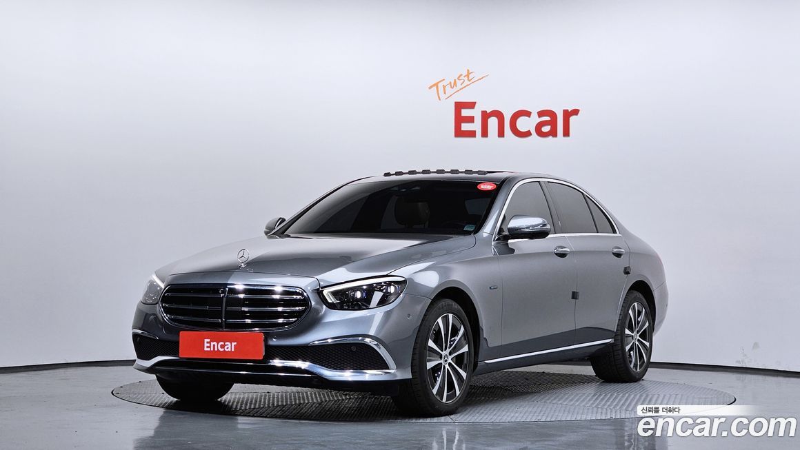 Mercedes-Benz E-Class 2021