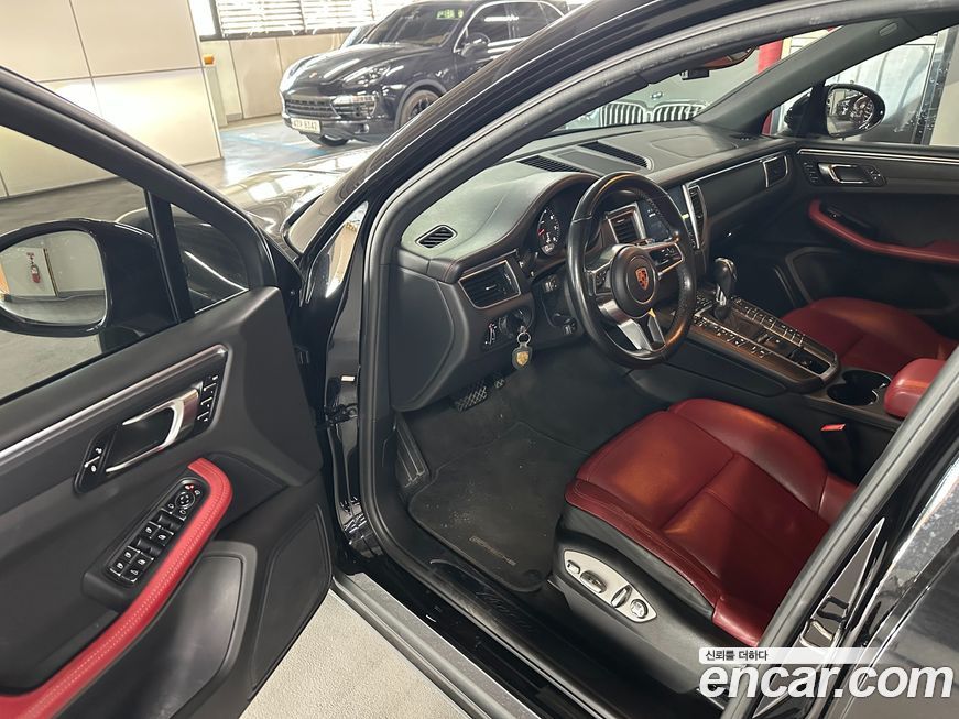 Porsche Macan 2018